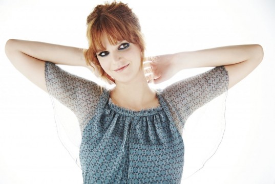 Chiara Galiazzo, nuovo singolo ‘Un giorno di sole’ (TESTO e VIDEO)