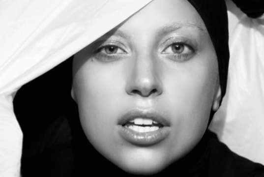 Lady Gaga: ”Sono stata violentata a 19 anni”