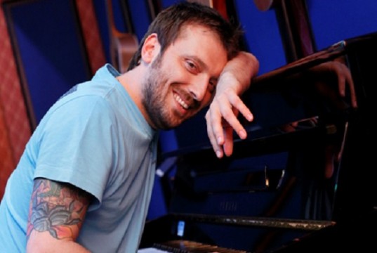 Cesare Cremonini, ’46’ è l’inno dello Sky Racing Team VR46 (AUDIO e TESTO)