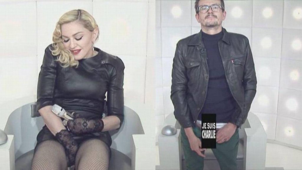 Madonna regina degli scandali: si masturba in Tv