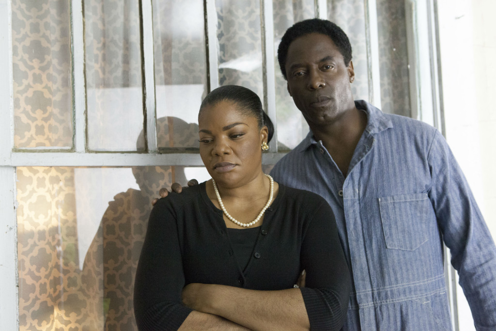 Monique e Isaiah Washington in una scena di 'Blackbird'