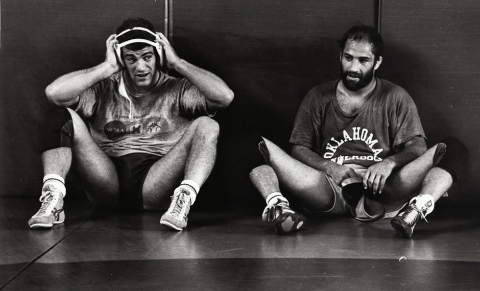 I veri Mark e David Schultz, in pausa da un allenamento