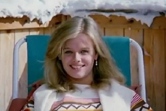 È morta Karina Huff, la bella di ‘Sapore di mare’ e ‘Vacanze di Natale’