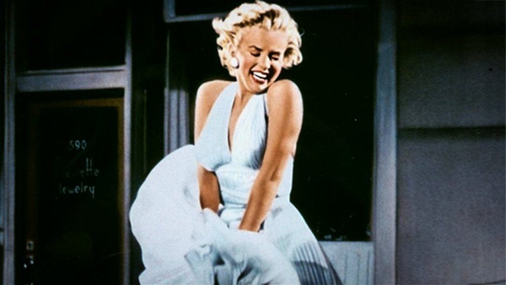 Marilyn Monroe nella celebre scena di "Quando la moglie è in vacanza". Credits: Milton R. Krasner
