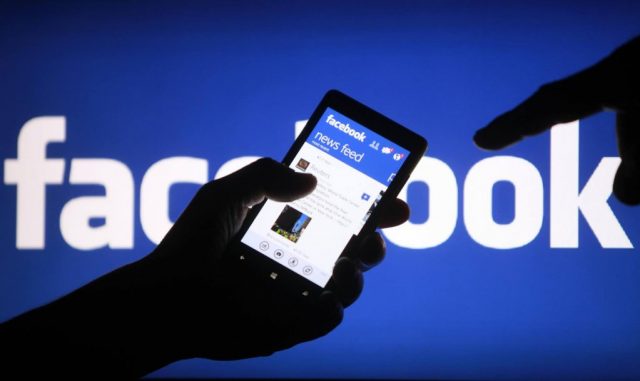 Facebook sale a 1,86 miliardi di utenti nel 2016