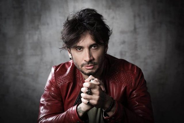 fabrizio moro