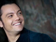 Tiziano Ferro ammette love story con donne