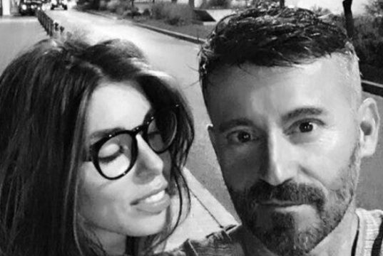 Bianca Atzei annuncia l'addio di Max Biaggi