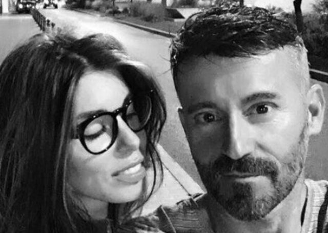 Bianca Atzei annuncia l'addio di Max Biaggi