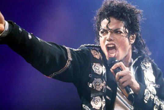Problemi legali per i fake di Michael Jackson Michael Jackson brani falsi