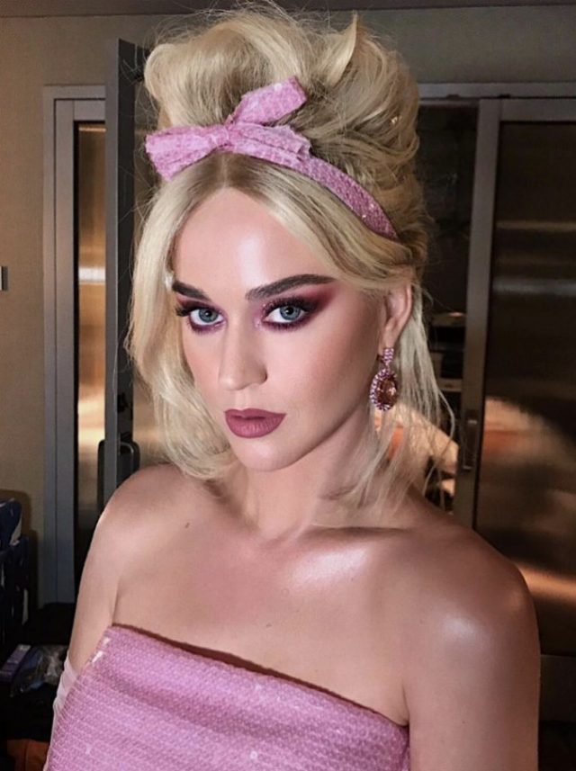 katy perry asta beneficenza